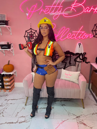 CONSTRUCTION BADDIE