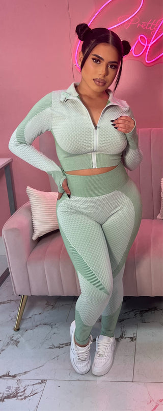 PERFECT FIT TRACKSUIT SET - GREEN